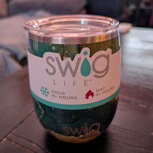 Swig Life 14 oz Stemless Cup NWT